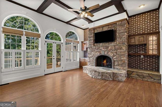 5015 Rockingham Drive, Roswell, GA 30075