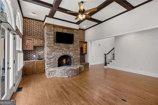 5015 Rockingham Drive, Roswell, GA 30075