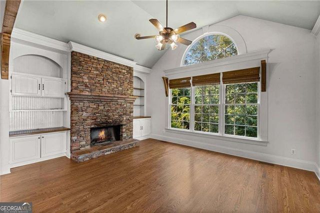 5015 Rockingham Drive, Roswell, GA 30075