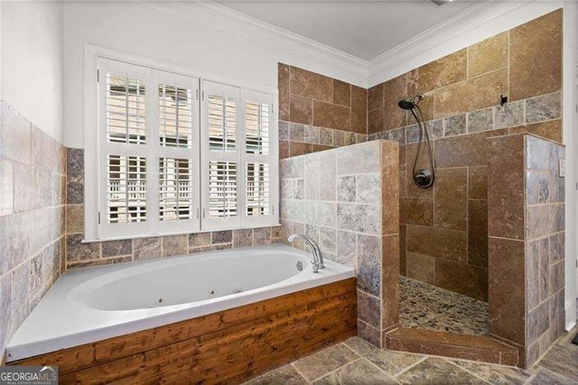 5015 Rockingham Drive, Roswell, GA 30075