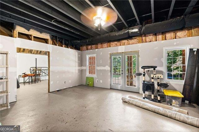 5015 Rockingham Drive, Roswell, GA 30075