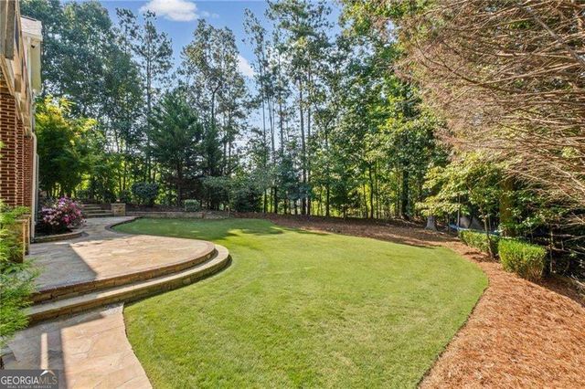 5015 Rockingham Drive, Roswell, GA 30075