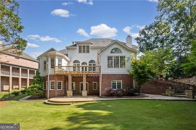 5015 Rockingham Drive, Roswell, GA 30075