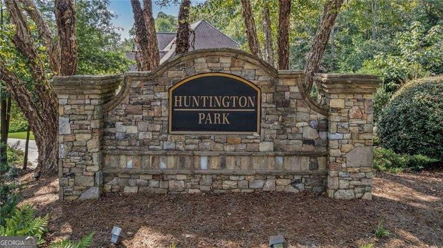 5015 Rockingham Drive, Roswell, GA 30075