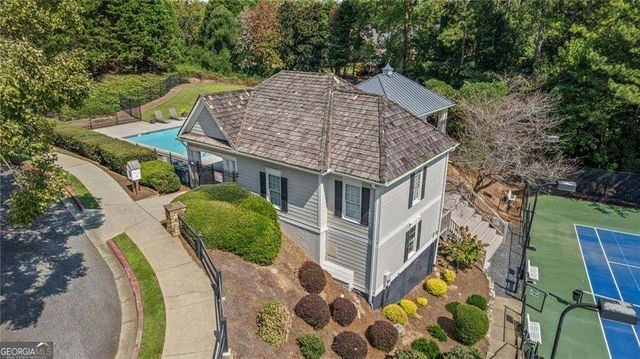 5015 Rockingham Drive, Roswell, GA 30075