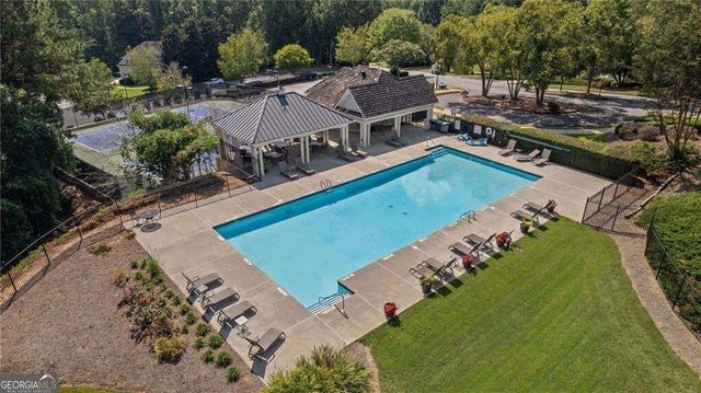 5015 Rockingham Drive, Roswell, GA 30075