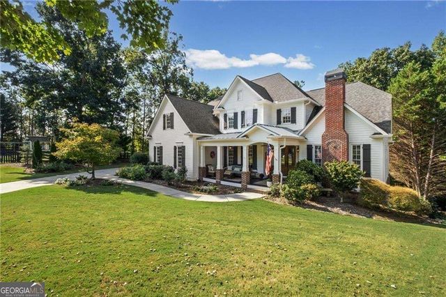 5015 Rockingham Drive, Roswell, GA 30075