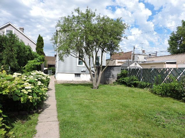 1133 Dodge Avenue, Evanston, IL 60202