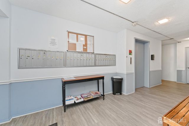 277 Crosse Drive 2C, Monroe, NJ 08831