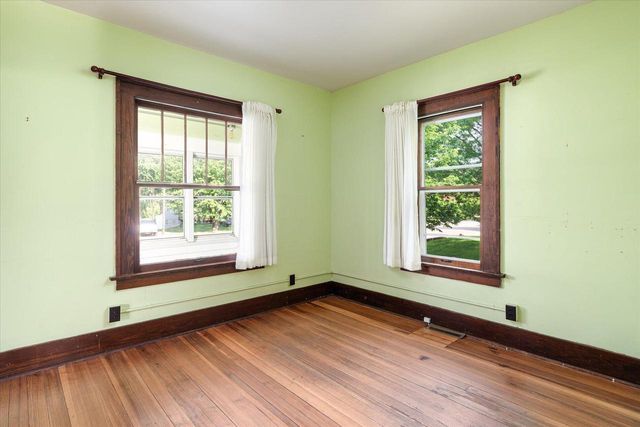 729 N Main STREET, Viroqua, WI 54665