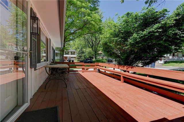 8201 E 110th Street, Kansas City, MO 64134