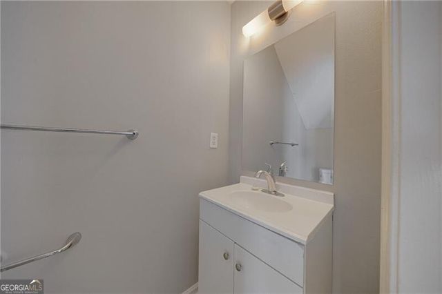 7624 Mcgillicuty Drive, Union City, GA 30291