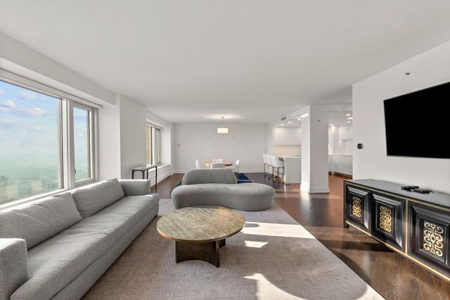 132 E DELAWARE Place 5303, Chicago, IL 60611