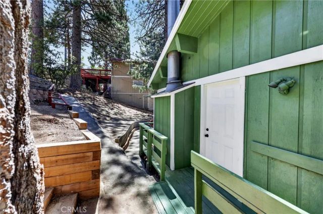 32375 Scandia, Running Springs, CA 92382
