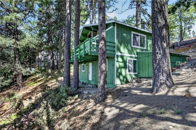 32375 Scandia, Running Springs, CA 92382