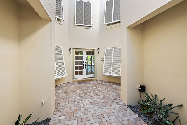 14354 Cypress Island Circle, Palm Beach Gardens, FL 33410