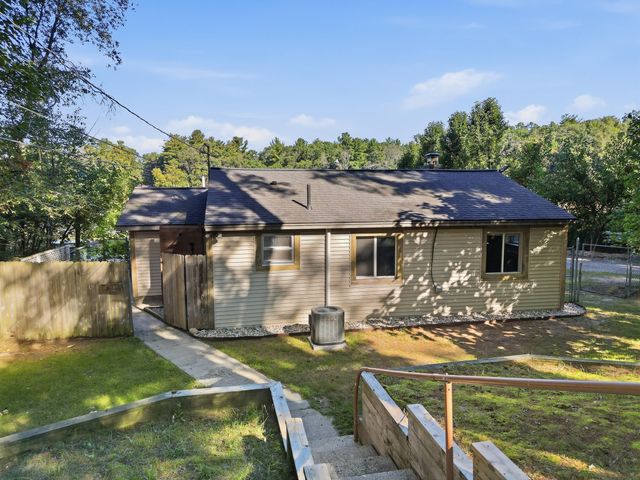 4174 Wilson Beach Road, Twin Lake, MI 49457