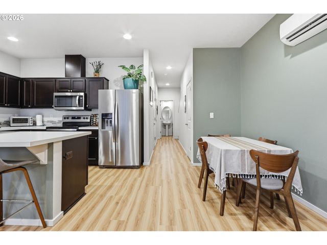 2208 Ne FOUR SEASONS Ln, Vancouver, WA 98684