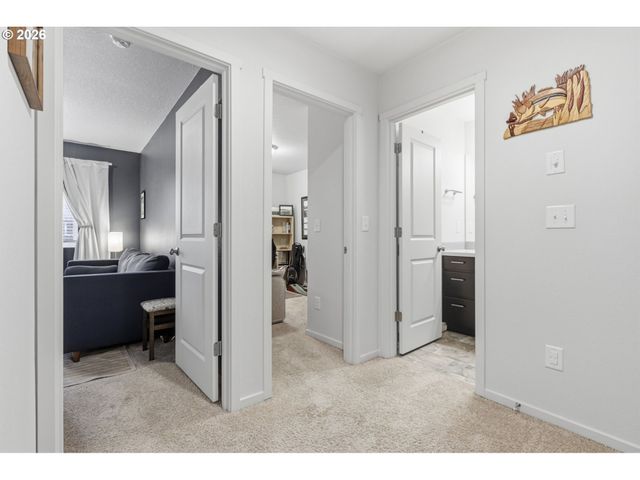 2208 Ne FOUR SEASONS Ln, Vancouver, WA 98684