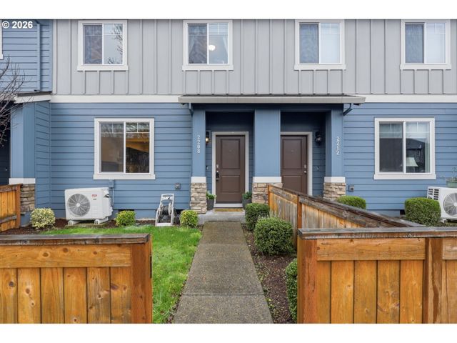 2208 Ne FOUR SEASONS Ln, Vancouver, WA 98684