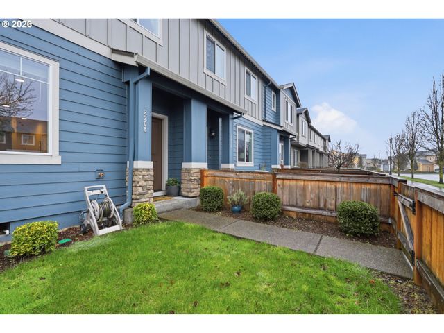2208 Ne FOUR SEASONS Ln, Vancouver, WA 98684