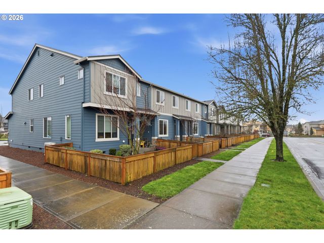 2208 Ne FOUR SEASONS Ln, Vancouver, WA 98684