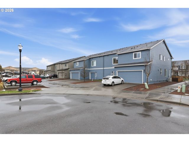 2208 Ne FOUR SEASONS Ln, Vancouver, WA 98684