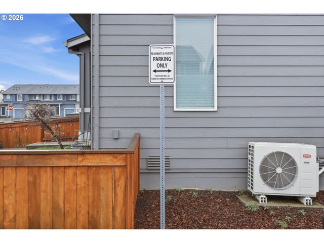 2208 Ne FOUR SEASONS Ln, Vancouver, WA 98684