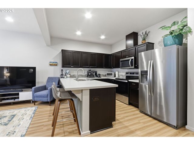 2208 Ne FOUR SEASONS Ln, Vancouver, WA 98684