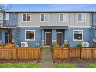 2208 Ne FOUR SEASONS Ln, Vancouver, WA 98684