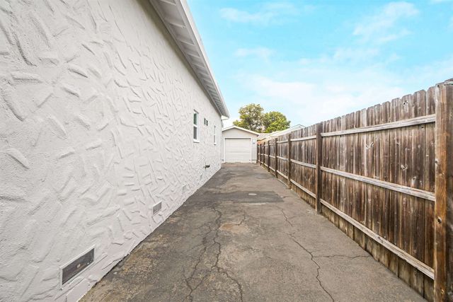 1521 159Th Ave, San Leandro, CA 94578