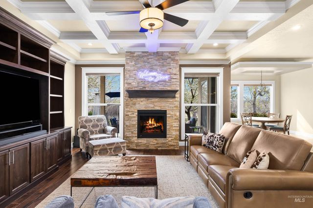 3445 E Parsnip Peak Dr, Boise, ID 83716