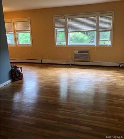 2453 Union Boulevard Apt 21B, Islip, NY 11751