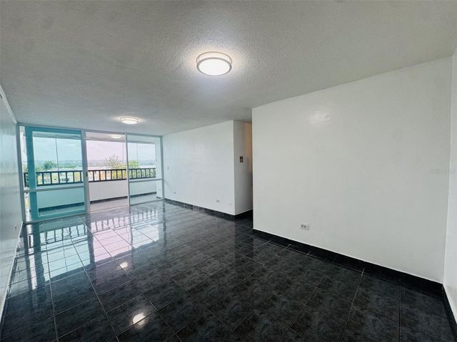 Laguna Gardens LAGUNA 4E, Carolina, PR 00979