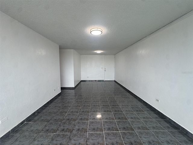 Laguna Gardens LAGUNA 4E, Carolina, PR 00979