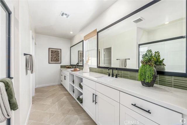 556 Gregory Way, Glendora, CA 91740