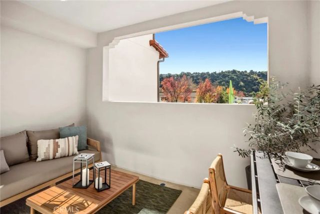 556 Gregory Way, Glendora, CA 91740