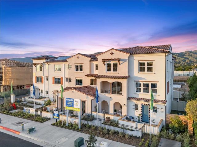 556 Gregory Way, Glendora, CA 91740
