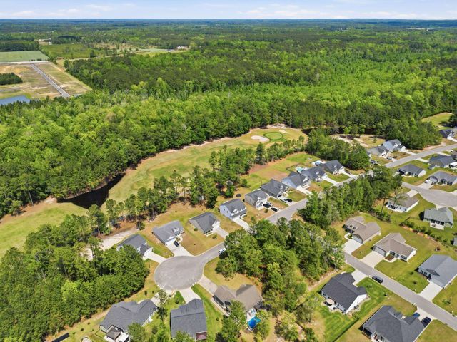 517 Timber Creek Dr., Loris, SC 29569