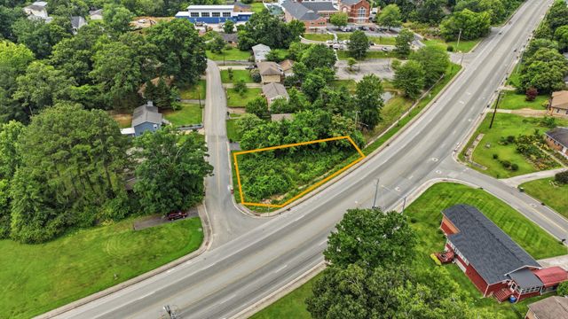 3700 Forest Highland Drive, Chattanooga, TN 37415