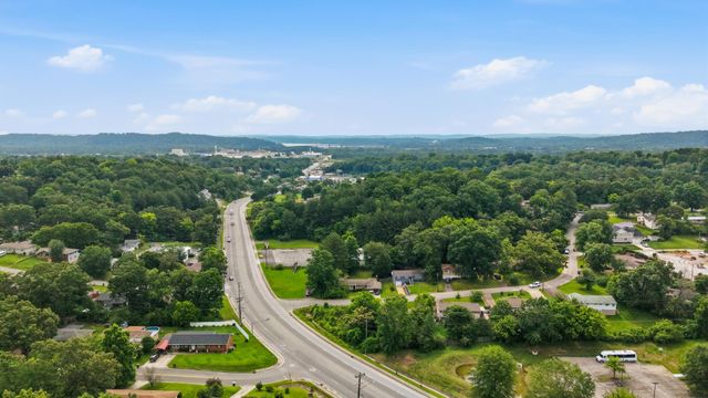 3700 Forest Highland Drive, Chattanooga, TN 37415