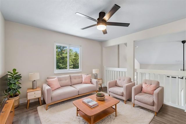 10218 CHARLESTON CORNER ROAD, Tampa, FL 33635