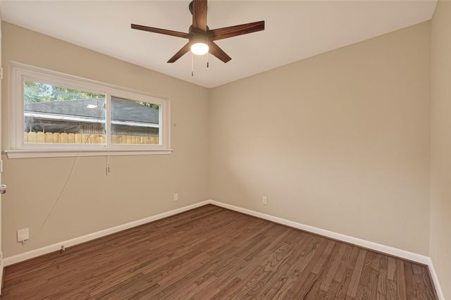 11206 Huggins Drive, Houston, TX 77035