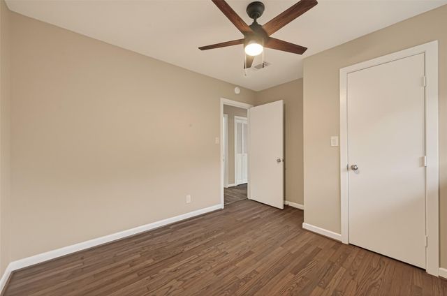 11206 Huggins Drive, Houston, TX 77035