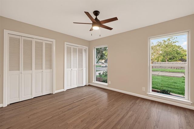 11206 Huggins Drive, Houston, TX 77035