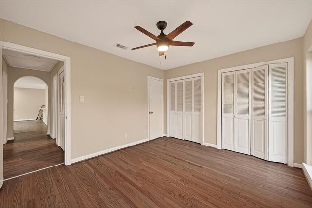 11206 Huggins Drive, Houston, TX 77035