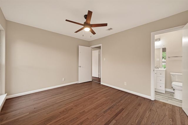 11206 Huggins Drive, Houston, TX 77035