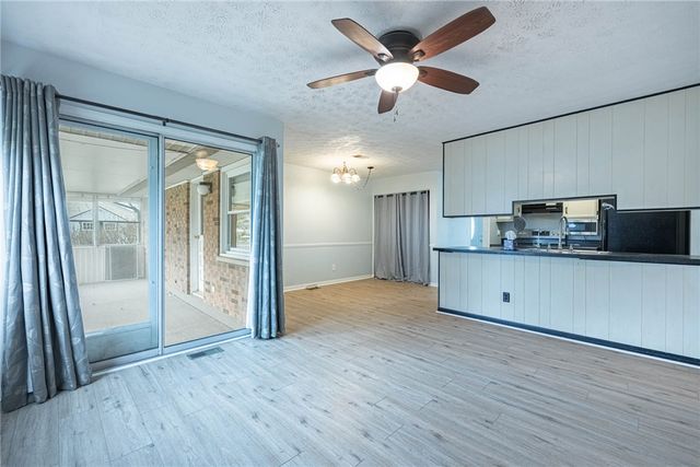 310 Evergreen Drive, Springboro, OH 45066