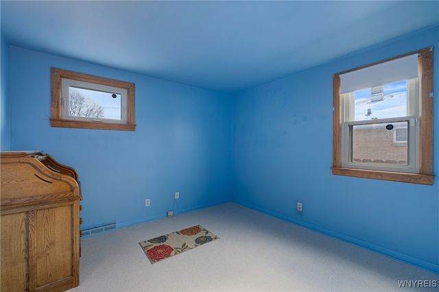 212 Santin Drive, Cheektowaga, NY 14225