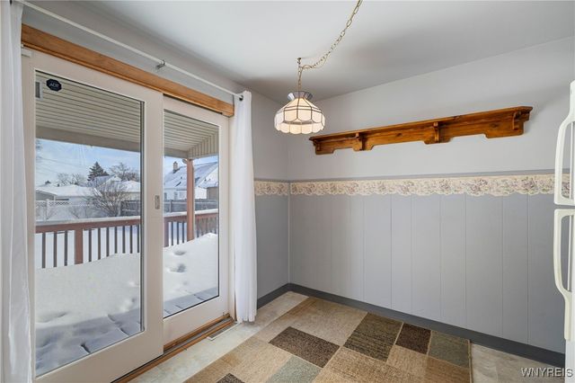 212 Santin Drive, Cheektowaga, NY 14225